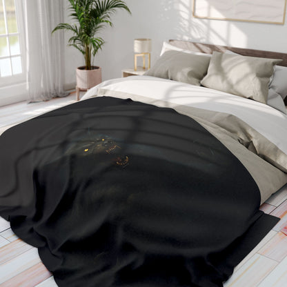 Fierce Werewolf Arctic Fleece Blanket, Cozy Blanket for Horror Lovers, Gifts for Halloween, Warm Throw for Movie Night
