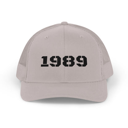 Trendy Snapback Cap, Casual Fashion Hat, 1989 Vintage Style Cap, Perfect Gift for Him/Her, Summer Outing Accessory - product image