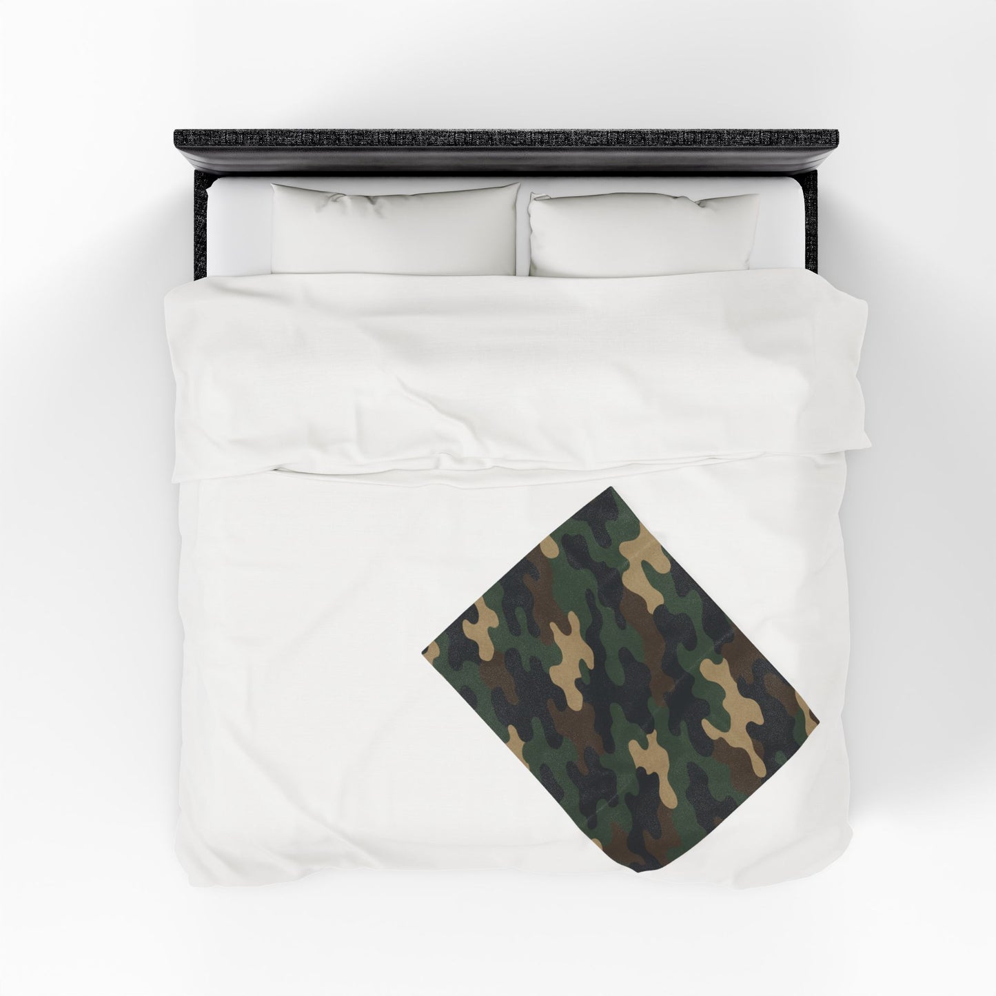 Cozy Camouflage Velveteen Plush Blanket | Ideal for Campouts, Living Room Decor, Gift for Him, Outdoor Adventures, Soft Throw - TRV