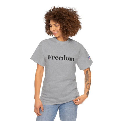Freedom script tee | T-Shirt, American flag sleeve - TRV