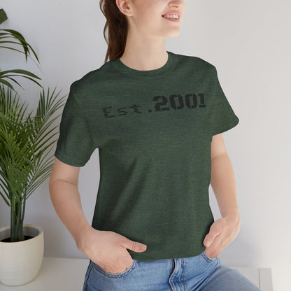 Est. 2001 Unisex Tee - Timeless Casual Wear, Birthday Gift, Nostalgic Fashion, Everyday Comfort, Trendy Streetwear