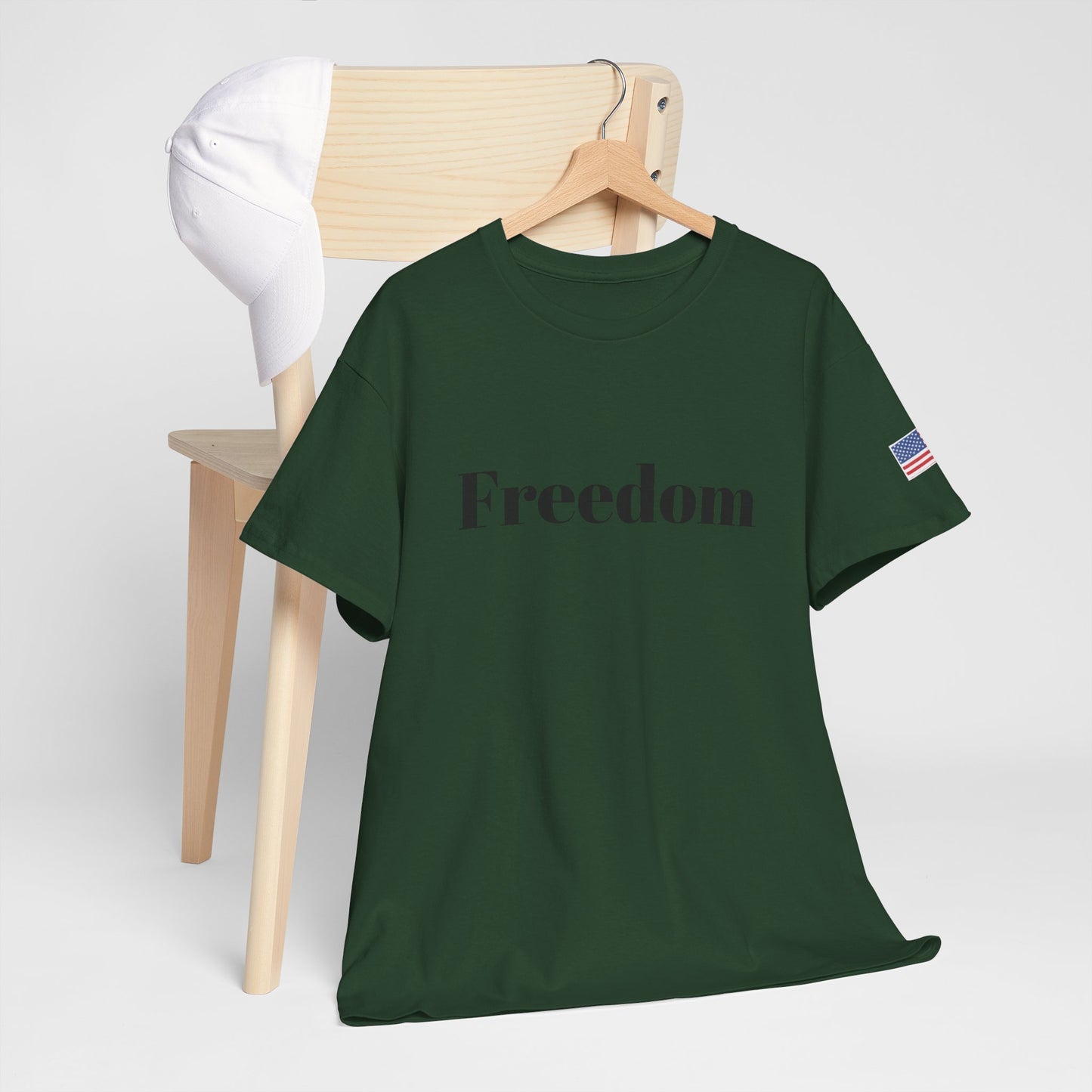 Freedom script tee | T-Shirt, American flag sleeve - TRV