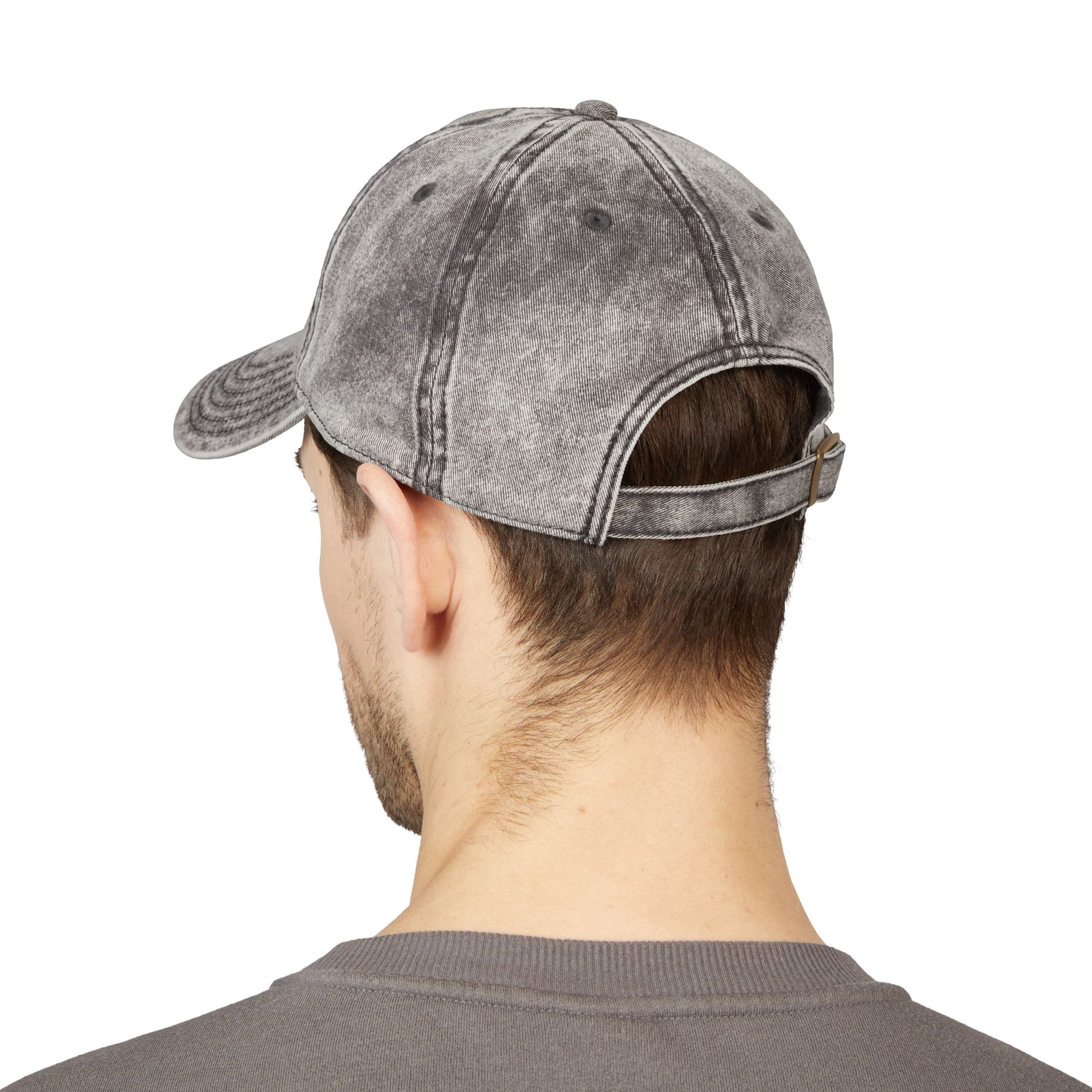Embroidered Vintage Cap with USA Flag Design - TRV