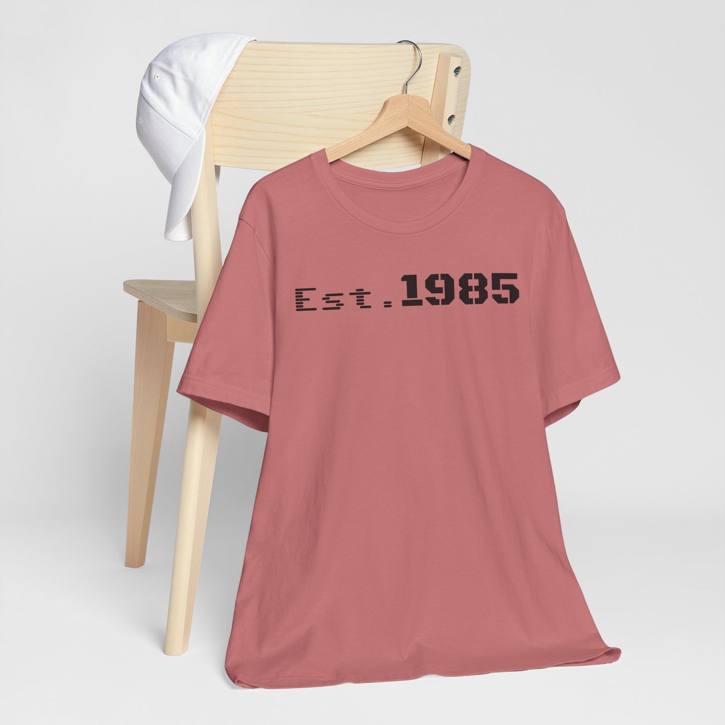 Est. 1985 Vintage Unisex Tee, Retro Birthday T-Shirt, Perfect Gift for 1980s Lovers, Casual Apparel, Timeless Style