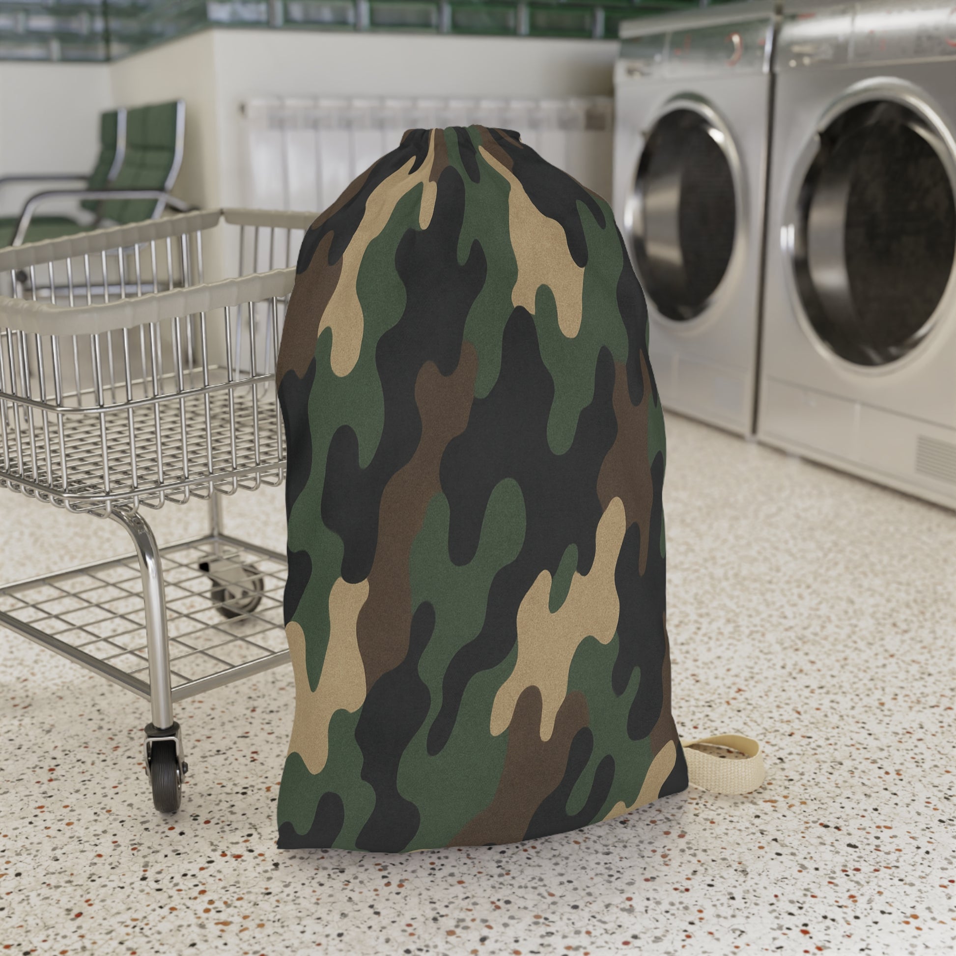Green Camo Pattern Laundry Bag | Camouflage Sling Wash Bag - TRV