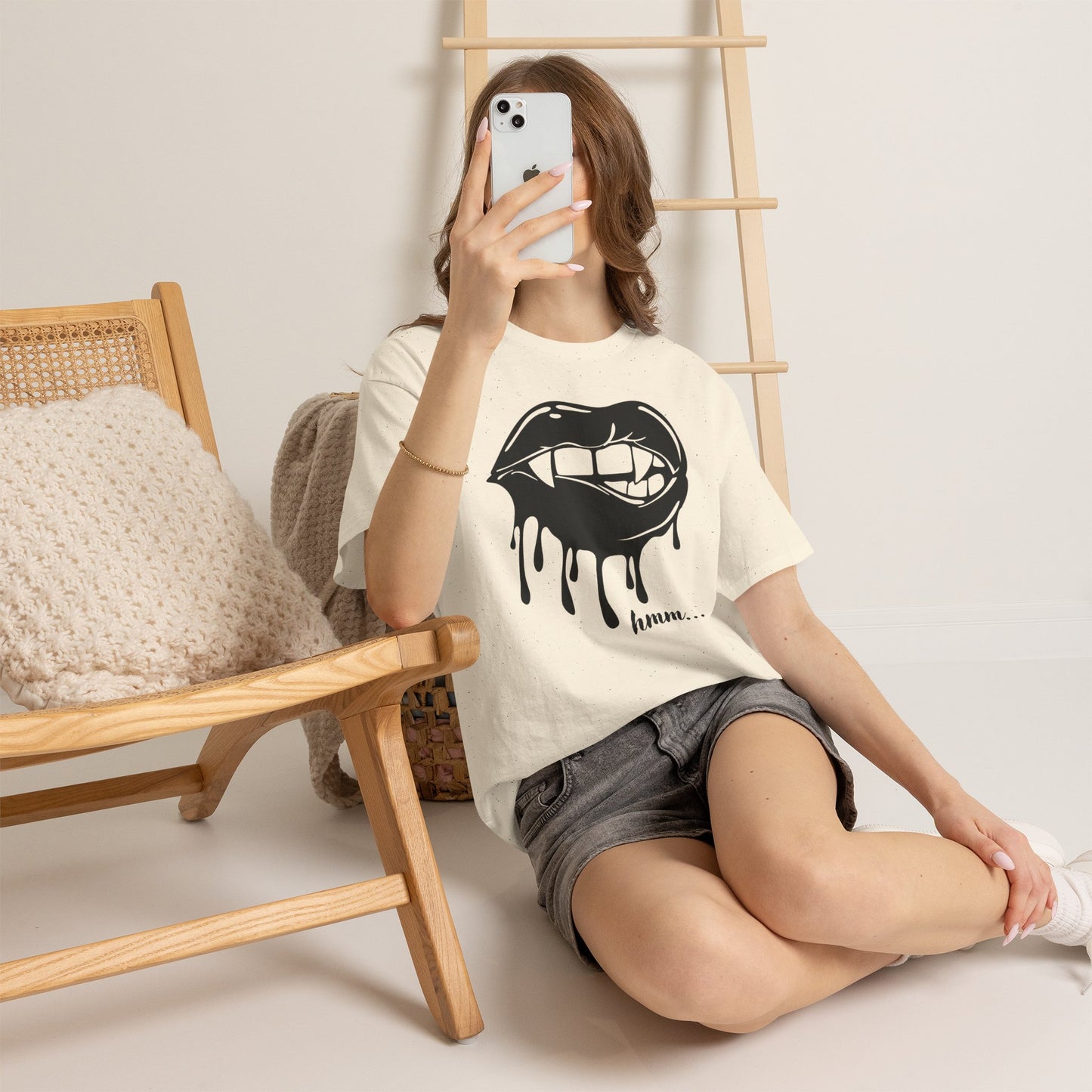 Edgy Graphic Tee - Dripping Lips Design - Unisex Heavy Cotton Tee