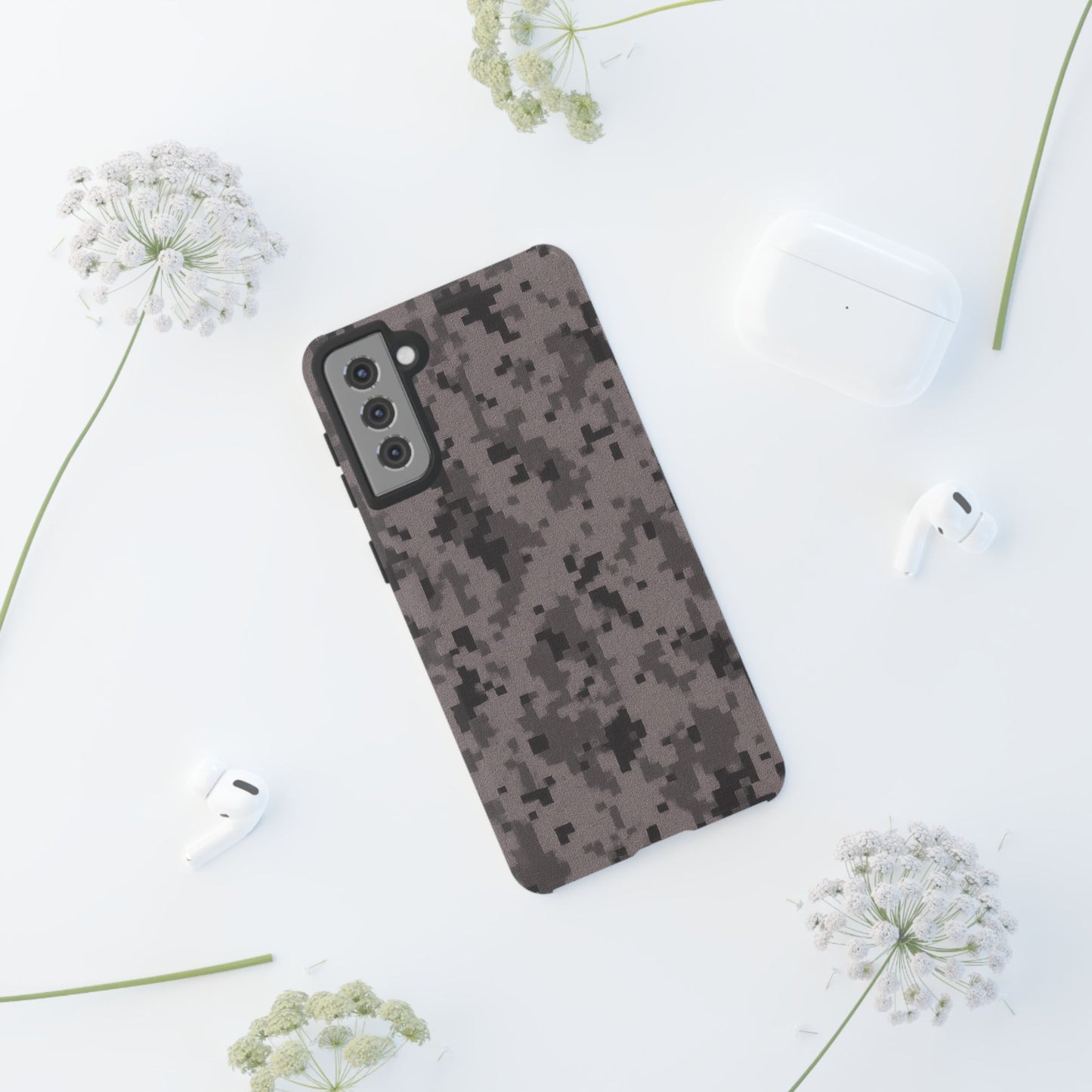 Tough Cases, Army Camouflage Phone Case, Military Style, Durable Cover, Gift for Soldiers, Outdoor Adventure, Rugged Protection - TRV