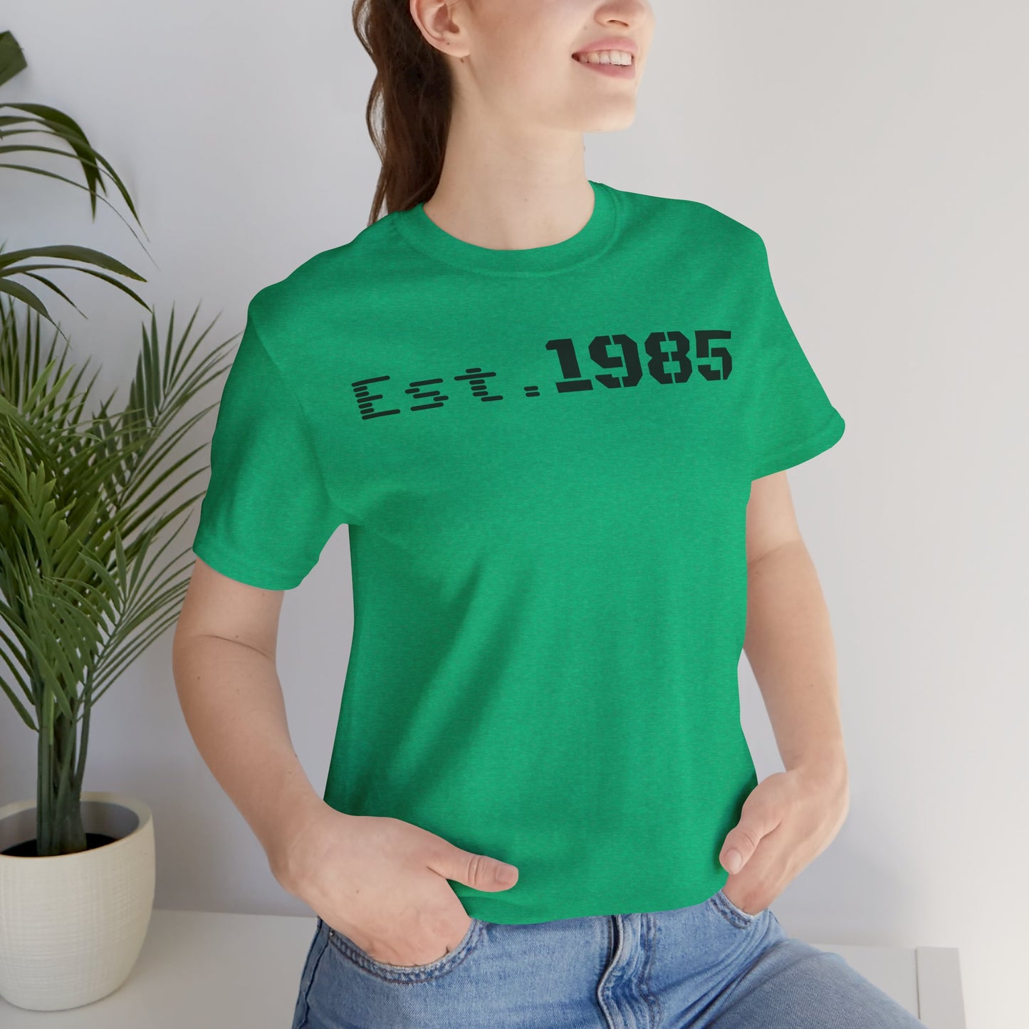 Est. 1985 Vintage Unisex Tee, Retro Birthday T-Shirt, Perfect Gift for 1980s Lovers, Casual Apparel, Timeless Style