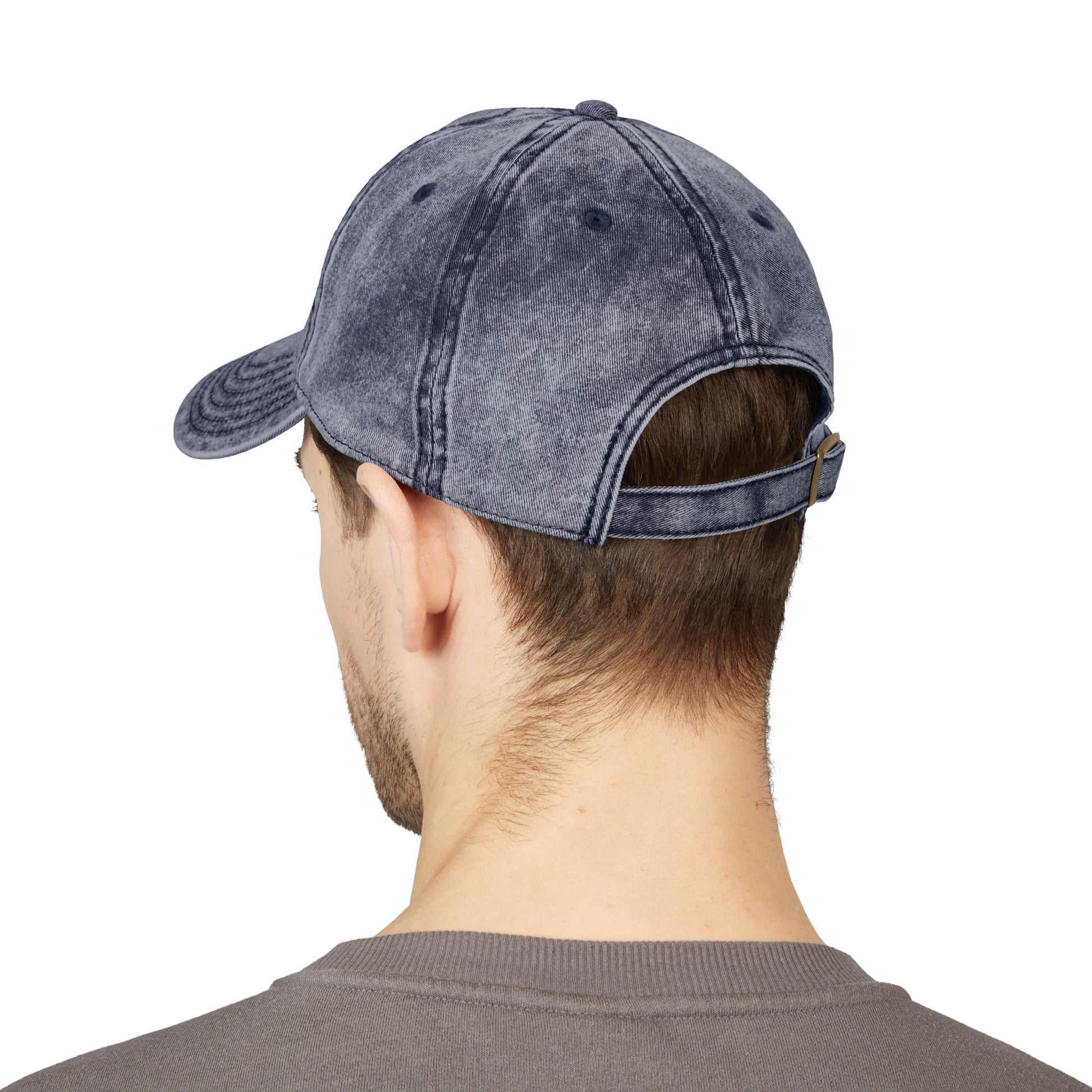 Embroidered Vintage Cap with USA Flag Design - TRV