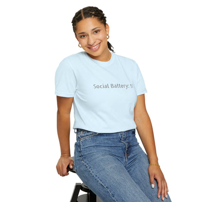 Social Battery 1% T-shirt | Introvert Funny Text Tee