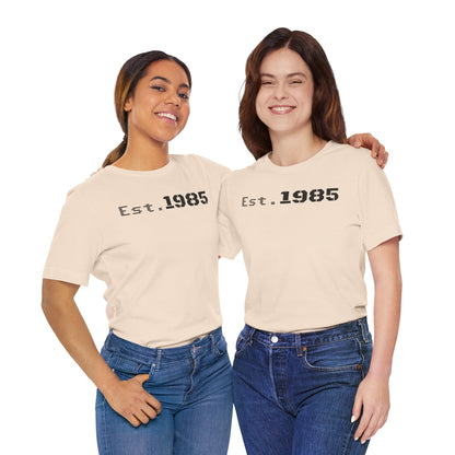 Est. 1985 Vintage Unisex Tee, Retro Birthday T-Shirt, Perfect Gift for 1980s Lovers, Casual Apparel, Timeless Style