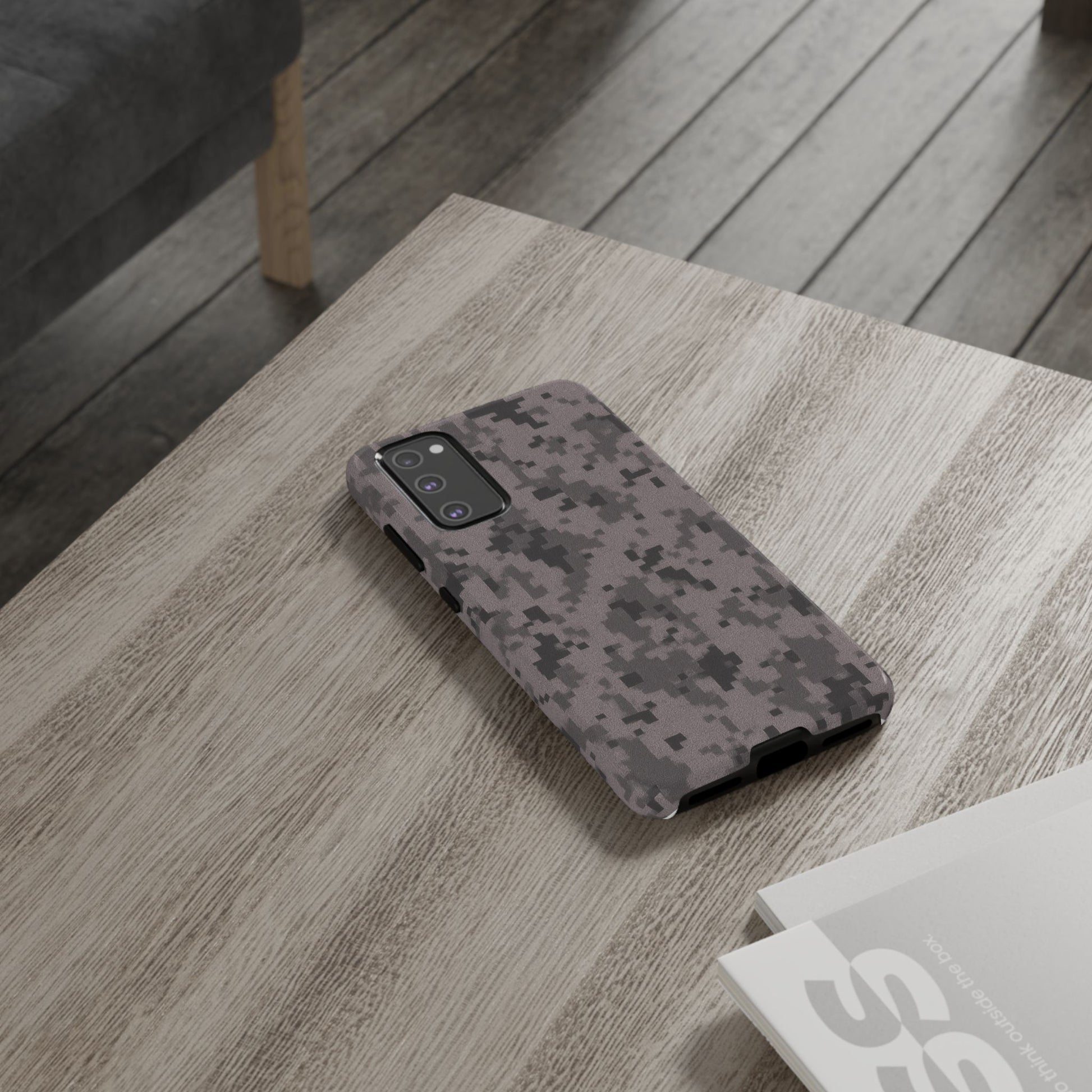 Tough Cases, Army Camouflage Phone Case, Military Style, Durable Cover, Gift for Soldiers, Outdoor Adventure, Rugged Protection - TRV