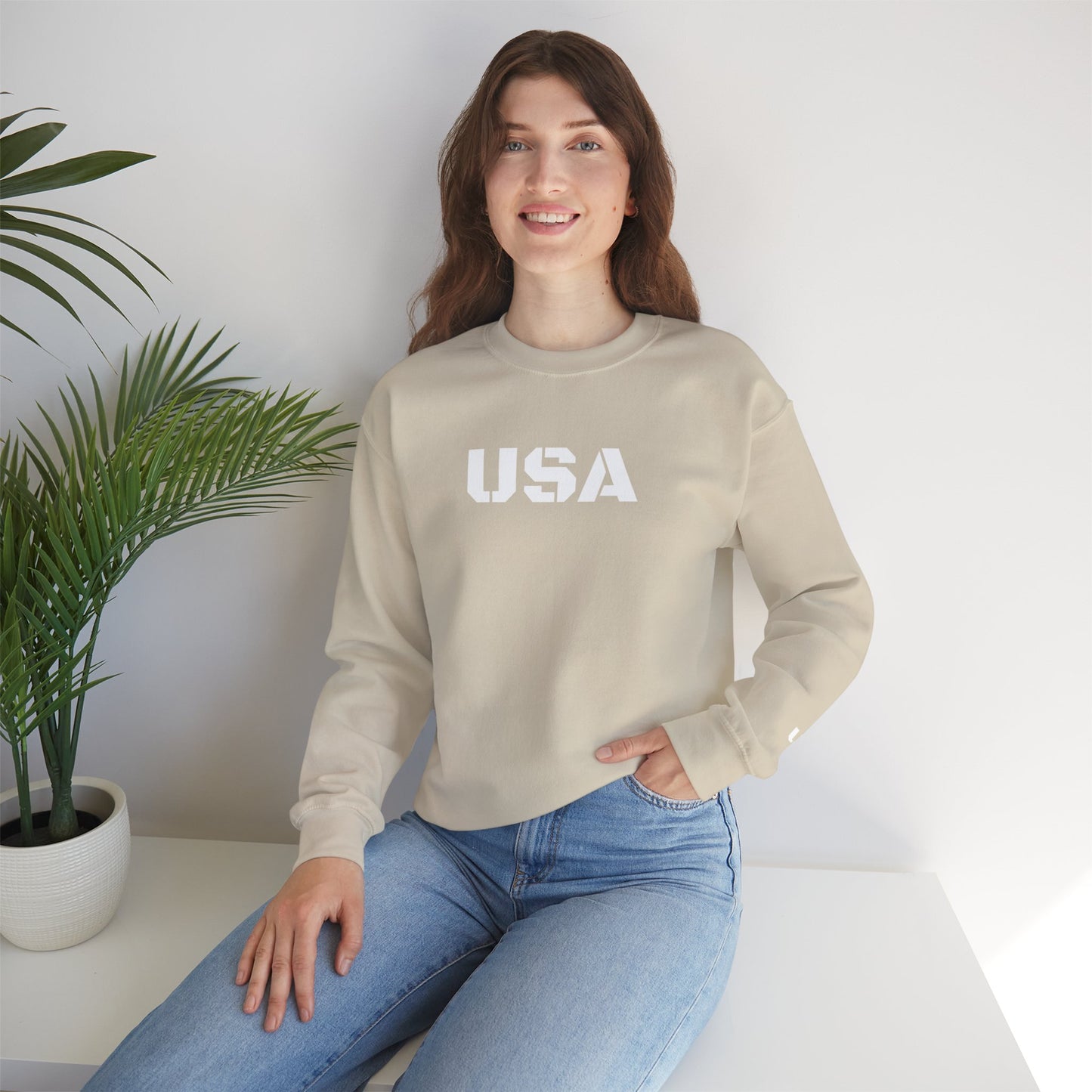 Cozy USA Unisex Crewneck Sweatshirt | Perfect Layering Piece for Every Season | Great Gift for Him/Her | Trendy Style for Casual Outings