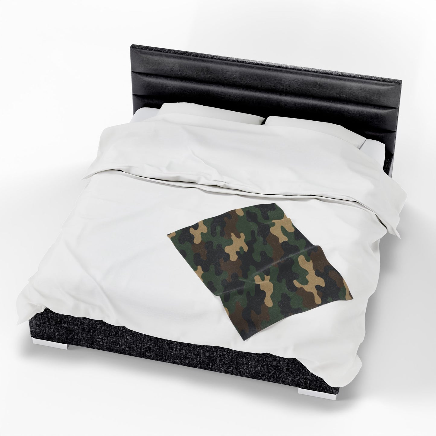Cozy Camouflage Velveteen Plush Blanket | Ideal for Campouts, Living Room Decor, Gift for Him, Outdoor Adventures, Soft Throw - TRV