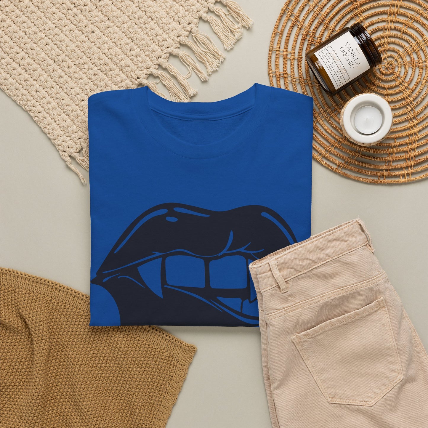 Edgy Graphic Tee - Dripping Lips Design - Unisex Heavy Cotton Tee