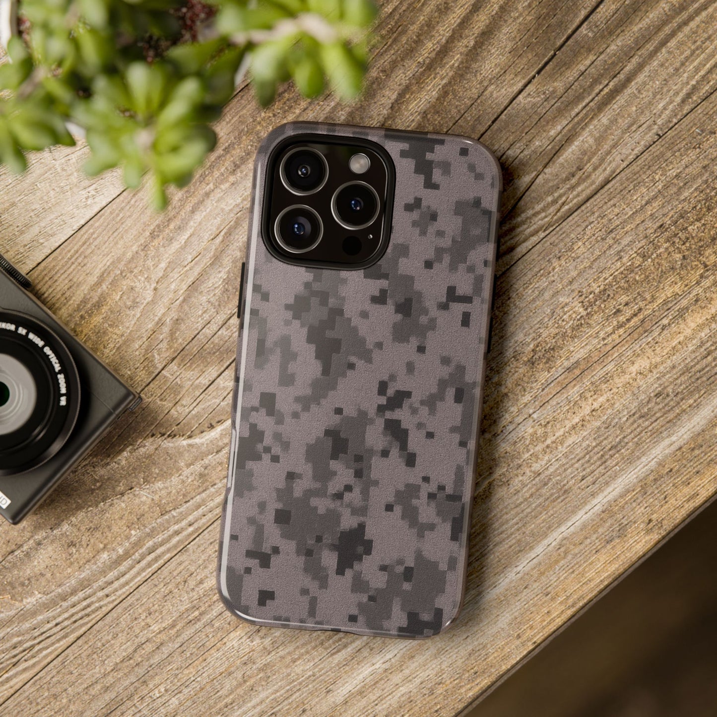 Tough Cases, Army Camouflage Phone Case, Military Style, Durable Cover, Gift for Soldiers, Outdoor Adventure, Rugged Protection - TRV
