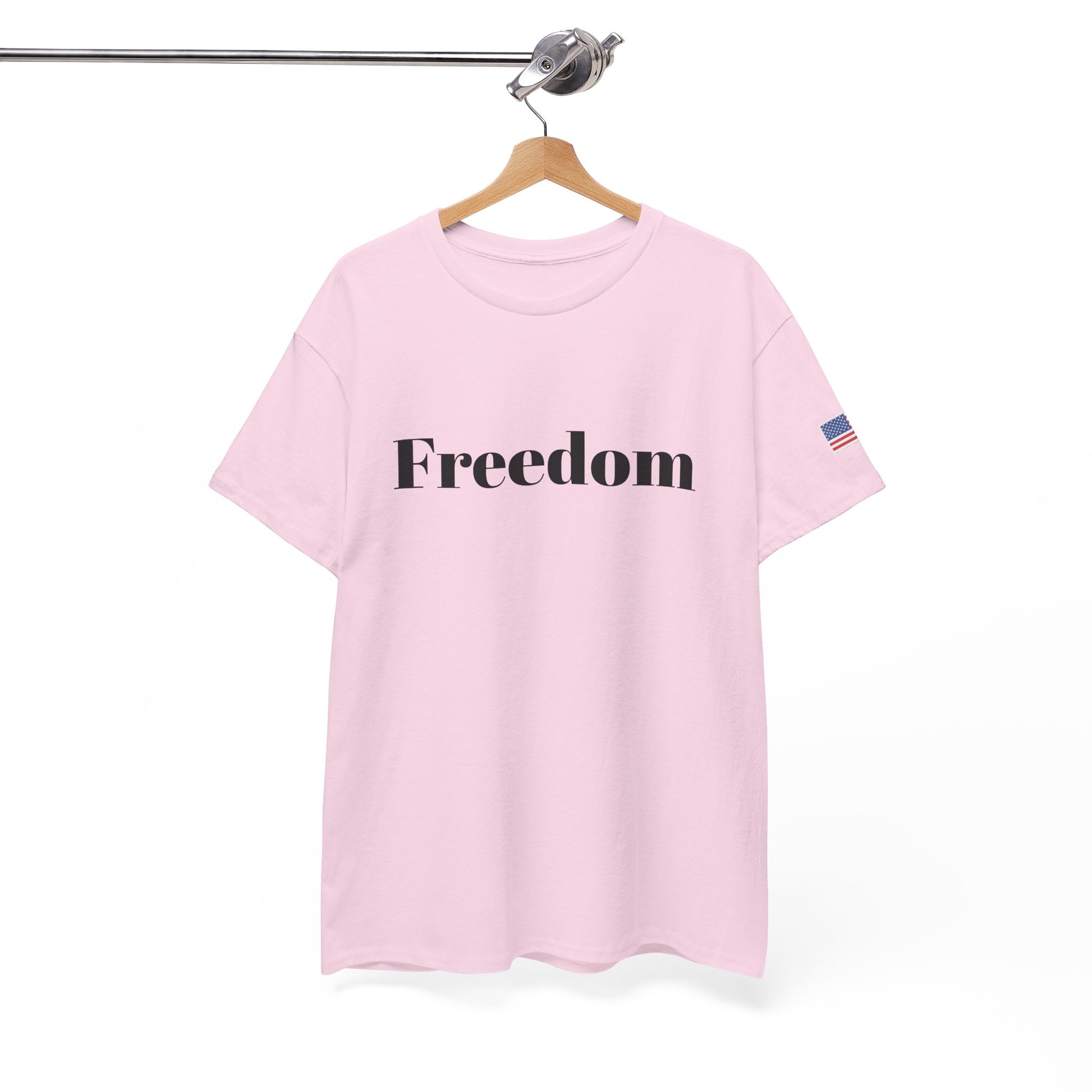 Freedom script tee | T-Shirt, American flag sleeve - TRV