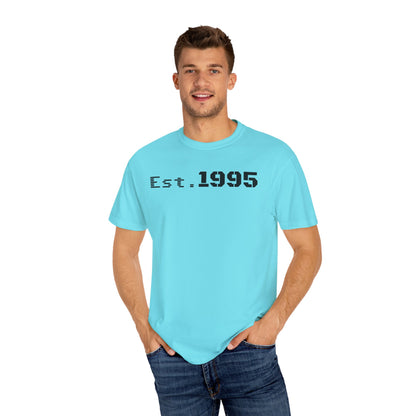 Vintage Est. 1995 T-Shirt, Retro Unisex Tee, Perfect Gift for Birthdays, Casual Wear, Nostalgic Apparel - TRV