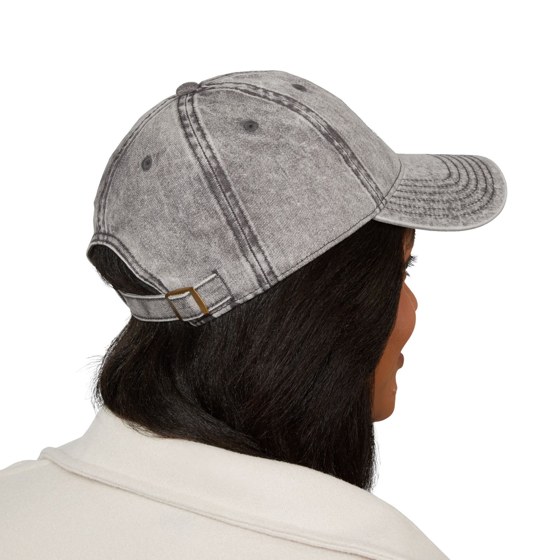 Embroidered Vintage Cap with USA Flag Design - TRV