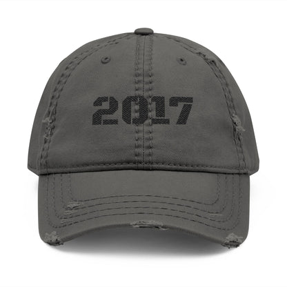 Distressed Dad Hat with 2017 Embroidery, Vintage Style Cap for Dads, Casual Everyday Wear, Perfect Gift for Father's Day, Trendy [...] - TRV