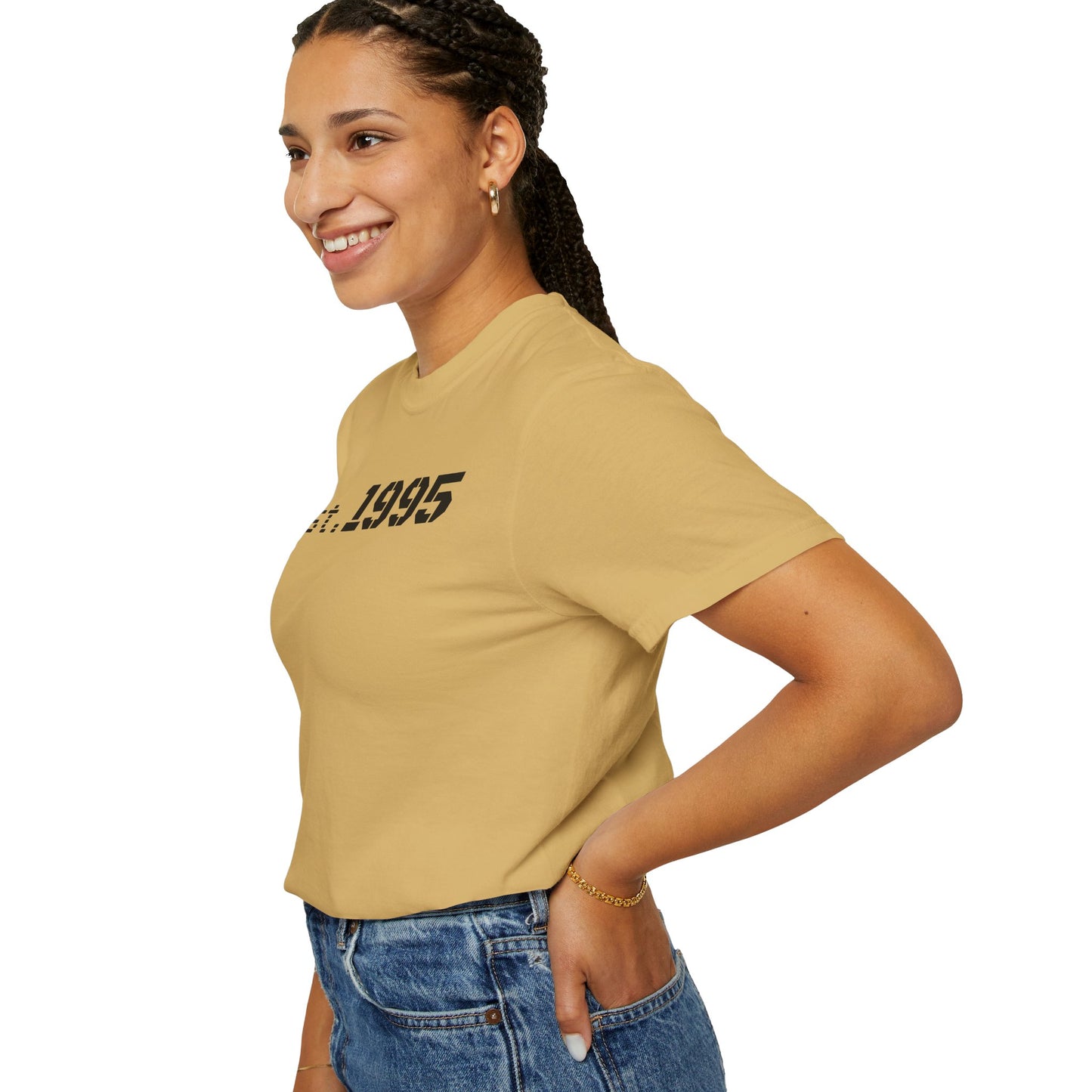 Vintage Est. 1995 T-Shirt, Retro Unisex Tee, Perfect Gift for Birthdays, Casual Wear, Nostalgic Apparel - TRV