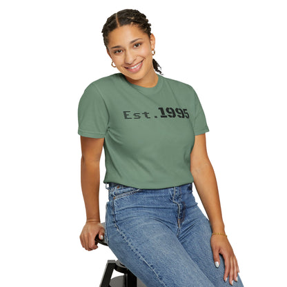 Vintage Est. 1995 T-Shirt, Retro Unisex Tee, Perfect Gift for Birthdays, Casual Wear, Nostalgic Apparel - TRV