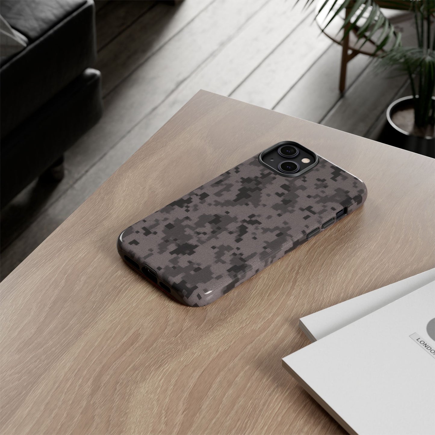 Tough Cases, Army Camouflage Phone Case, Military Style, Durable Cover, Gift for Soldiers, Outdoor Adventure, Rugged Protection - TRV