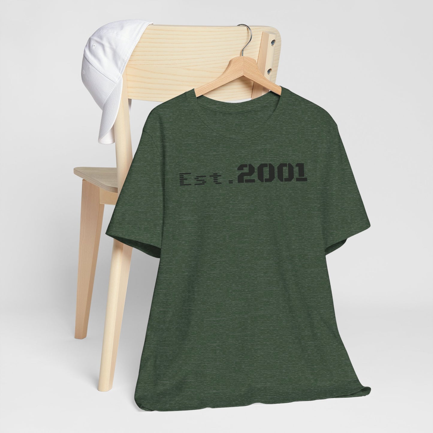 Est. 2001 Unisex Tee - Timeless Casual Wear, Birthday Gift, Nostalgic Fashion, Everyday Comfort, Trendy Streetwear
