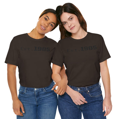 Est. 1985 Vintage Unisex Tee, Retro Birthday T-Shirt, Perfect Gift for 1980s Lovers, Casual Apparel, Timeless Style