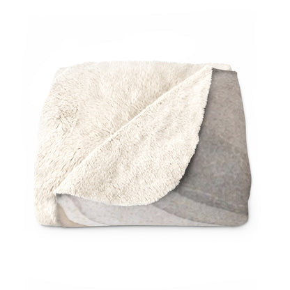 Abstract Sherpa fleece blanket in soft, cozy fabric, perfect for home decor and adding warmth to living spaces.